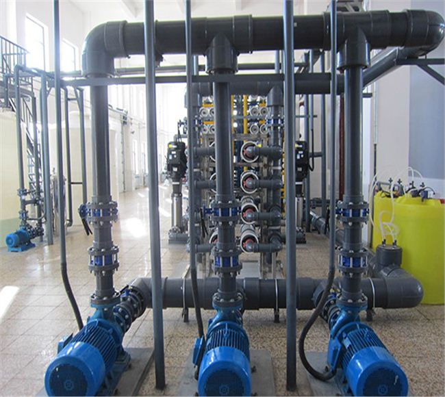 成都水處理設(shè)備的主要特點(diǎn)及應(yīng)用領(lǐng)域是什么？